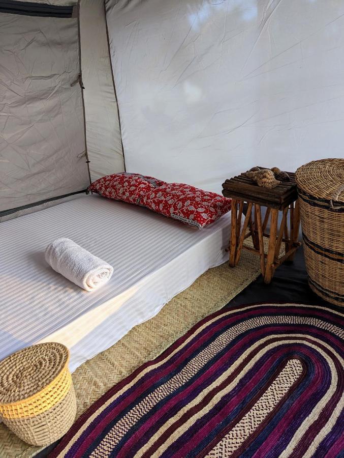 Mawe Mawili Camping *